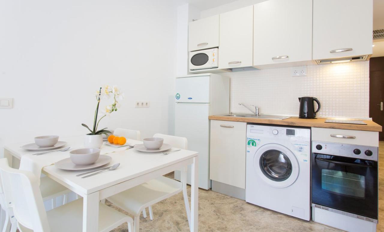 Apartamento Santuario De La Victoria Малага Екстериор снимка
